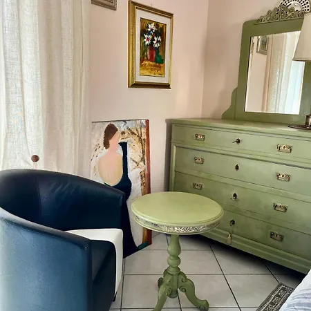Casa Lunense Apartment *