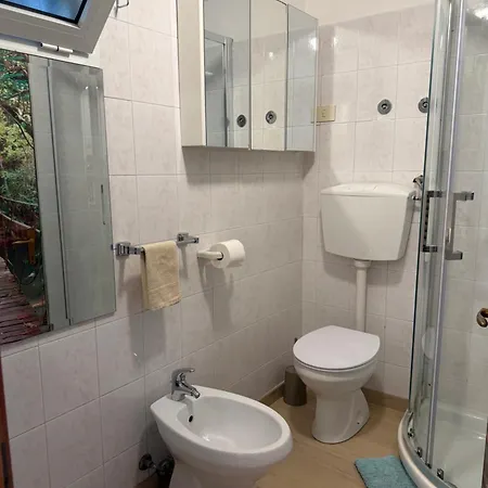 Casa Lunense Apartment